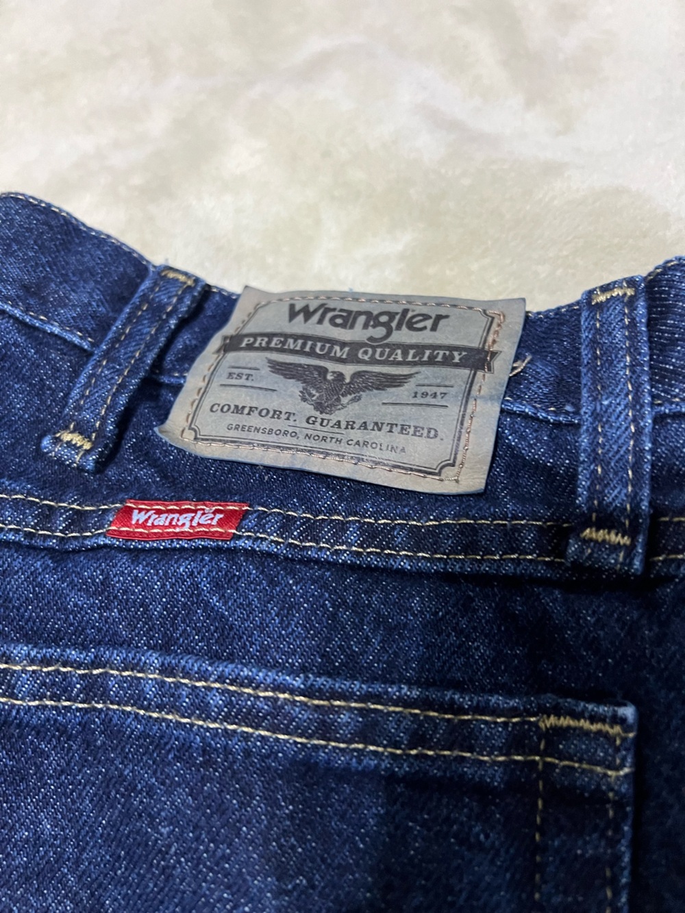 Wrangler Men's Indigo Straight Leg Jeans 34 x 32 - Picture 2 of 3